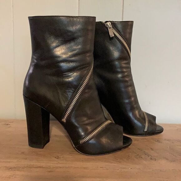 Pour La Victoire Zippered Peep Toe Booties Size 6.5 - Picture 1 of 4